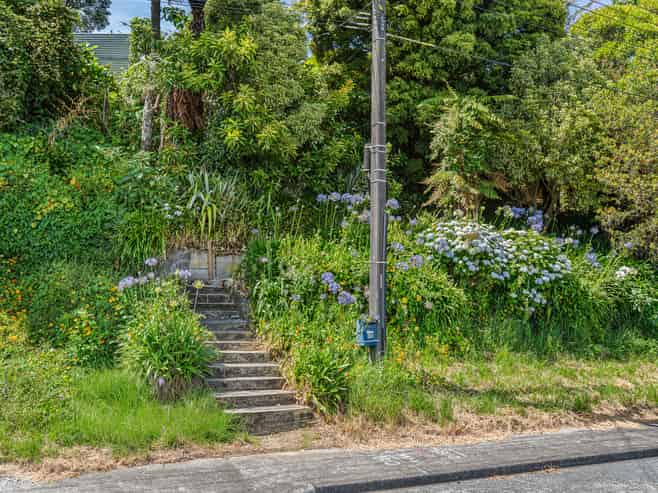 35 Queens Road, Glen Avon