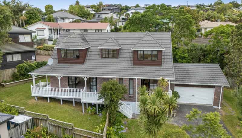 9 St Lucia Place, Unsworth Heights