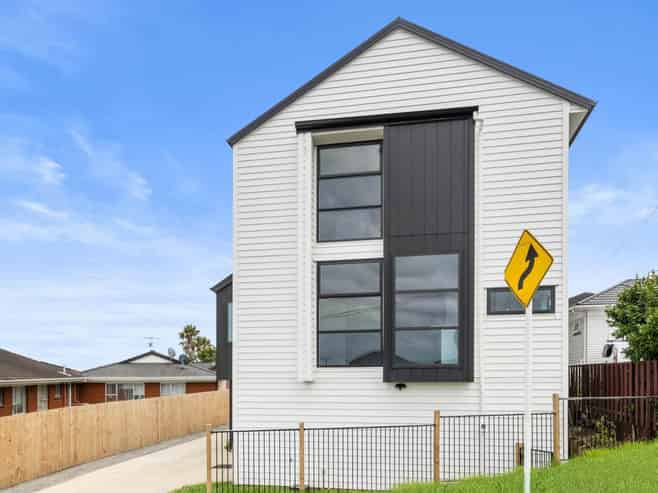 Lot 1-6/27 Hayr Road, Three Kings