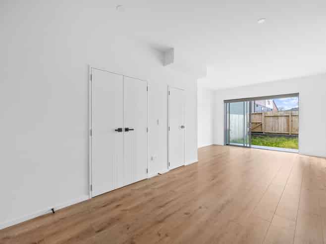 2/4 Ranier Street, Ellerslie