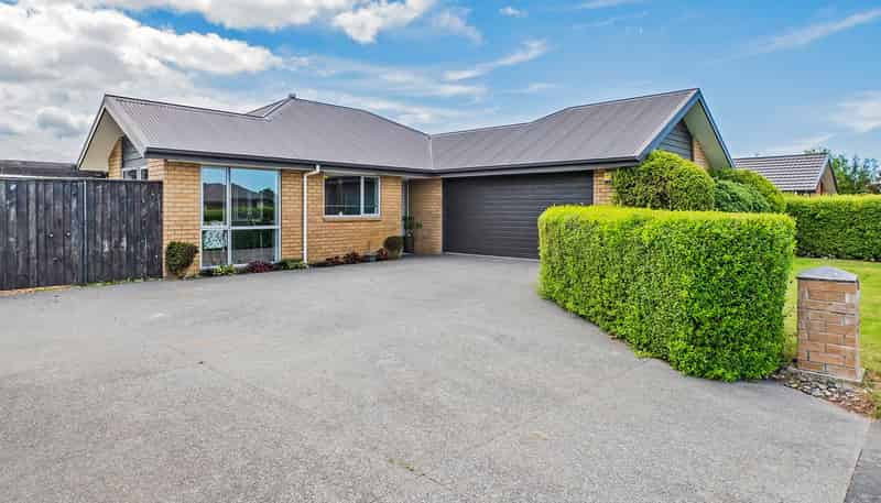 6 Palladio Avenue, LEESTON