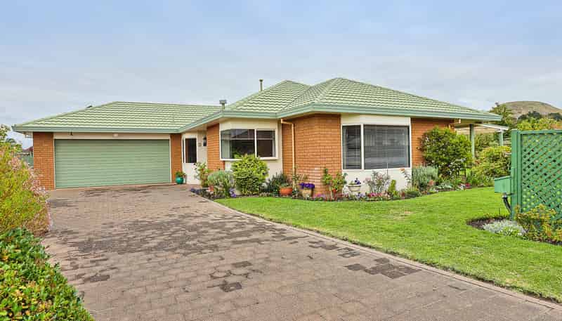 6 Wilton Row, Taradale