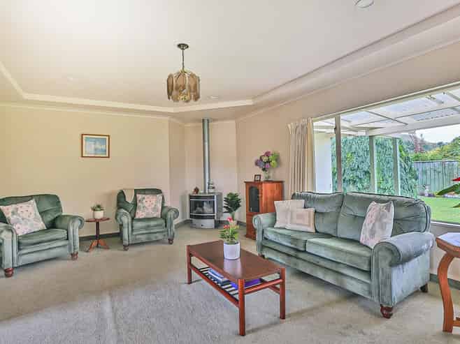 6 Wilton Row, Taradale