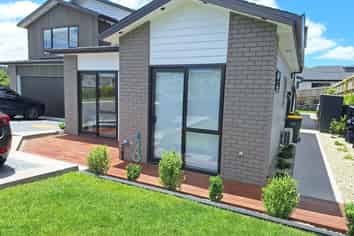 Auckland - Address withheld