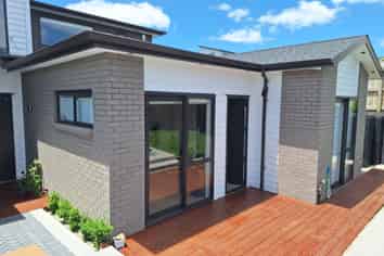 Auckland - Address withheld