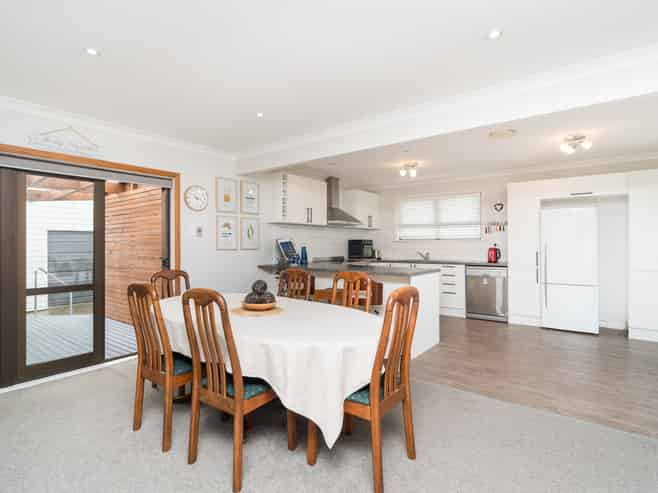 14 Pitama Road, Awapuni