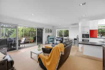 91 Golf Road, Paraparaumu Beach