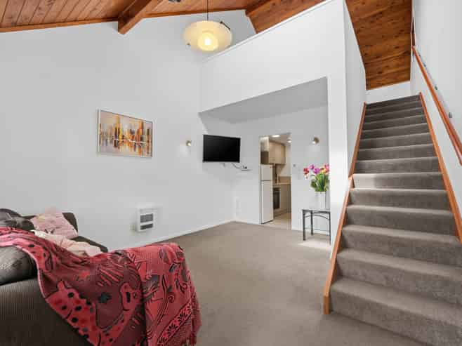 36/327 Hobsonville Road, Hobsonville