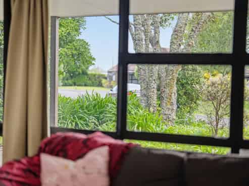 36/327 Hobsonville Road, Hobsonville