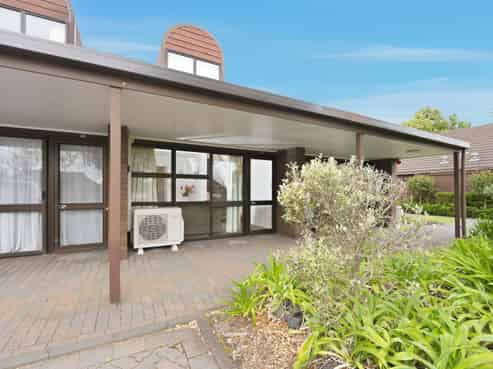 36/327 Hobsonville Road, Hobsonville