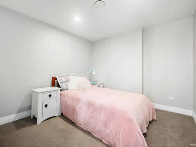 302/26 Library Lane, Albany