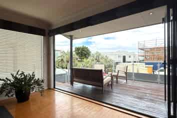 393 Oceanbeach Road, Mount Maunganui