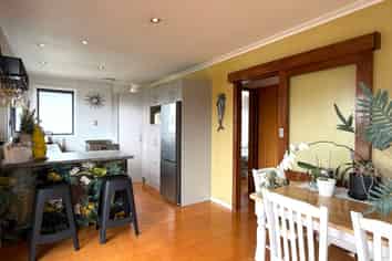 393 Oceanbeach Road, Mount Maunganui