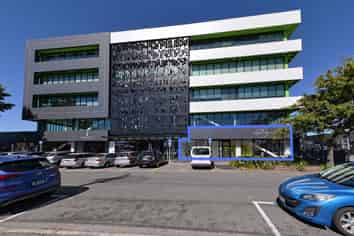 Well-Presented Ground Floor Tenancy