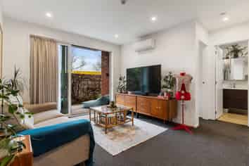 G08/1B Soljak Place, Mount Albert