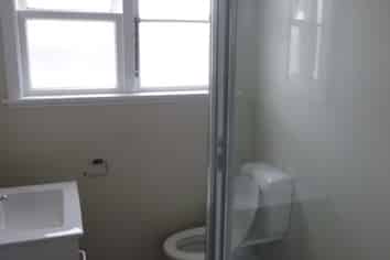 9 Upham Terrace, Roslyn