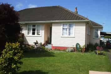 9 Upham Terrace, Roslyn