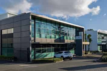 High Profile Highbrook Facility | 2115 m2
