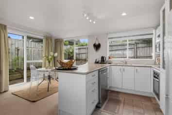 16 Briden Drive, Tikipunga