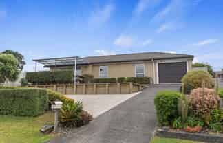 16 Briden Drive, Tikipunga