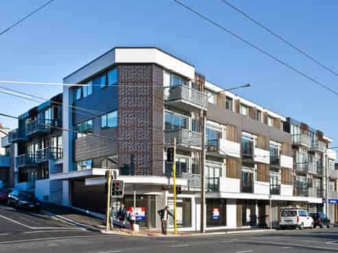 302/80 Riddiford Street, Newtown