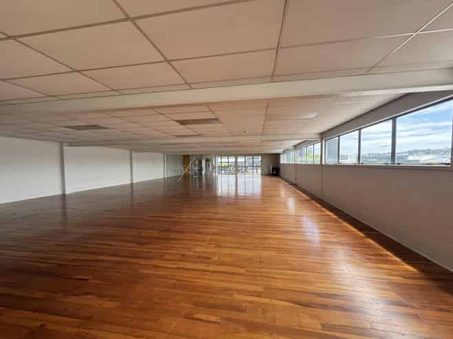 705sqm Road-Front Industrial / Trade Retail