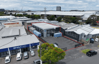 705sqm Road-Front Industrial / Trade Retail