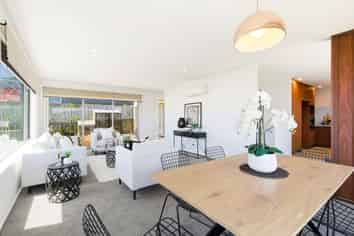 56 Tea Tree Lane, Woodridge