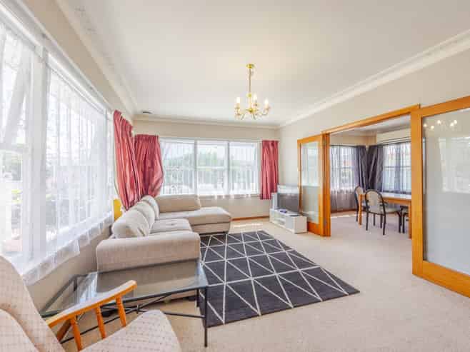 819 Ngaio Street, Mahora