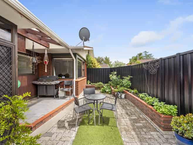 1/702 Tomoana Road, Mahora