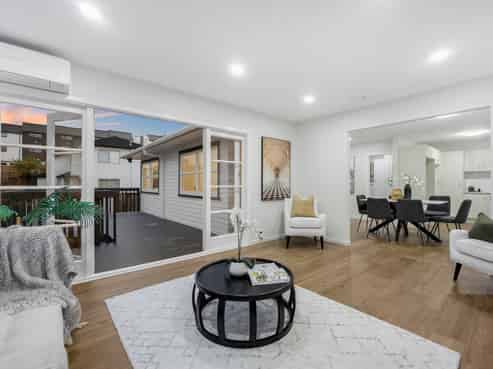 9 Oteha Valley Road, Northcross