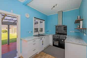 703 Grays Road, Mahora