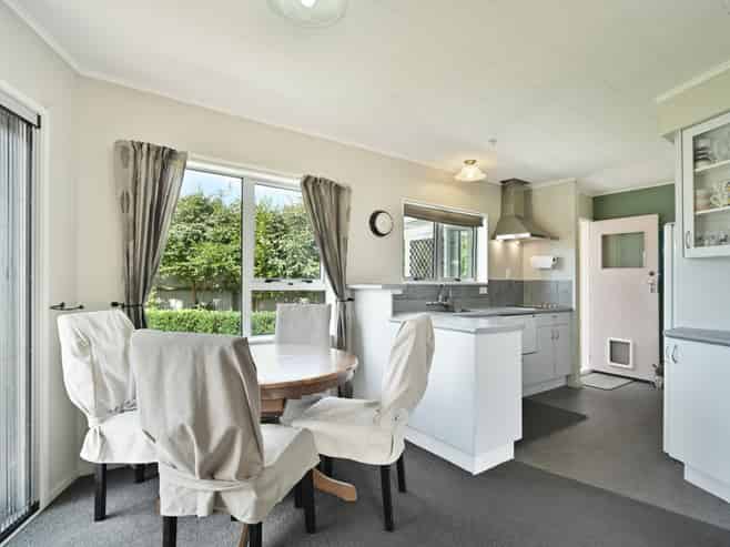 410 Hemi Street, Raureka