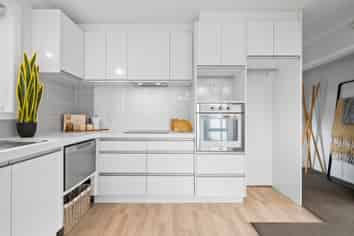 77A Mays Road, Saint Albans