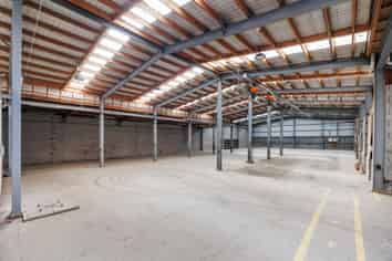 Prime 1,400sqm Warehouse and Yard For Lease