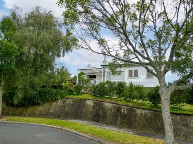 24 Sutton Crescent, Hillcrest