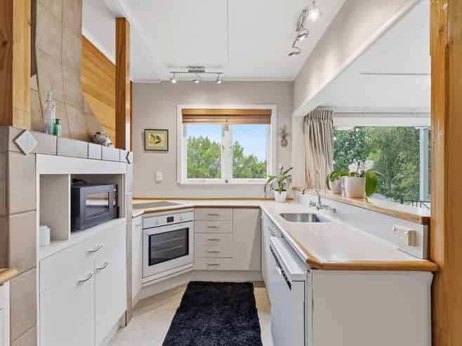 24 Sutton Crescent, Hillcrest