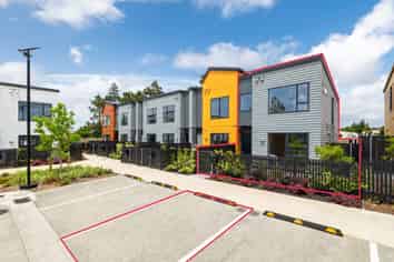 33 Isabella Lane, Henderson