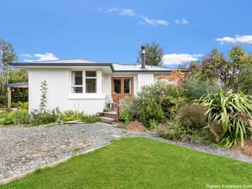 38 Farm Street, Lumsden