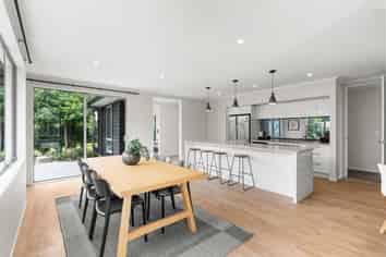 14 Josephine Crescent, Aidanfield