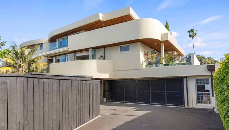 3/14 First Avenue, Avenues