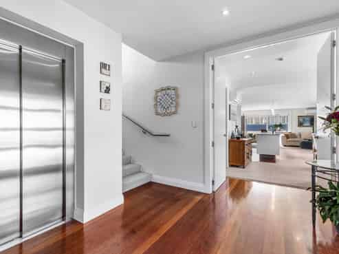 3/14 First Avenue, Avenues