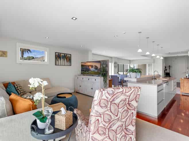 3/14 First Avenue, Avenues