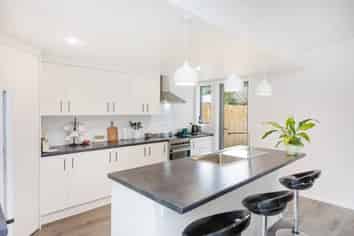 5A Aokautere Drive, Fitzherbert