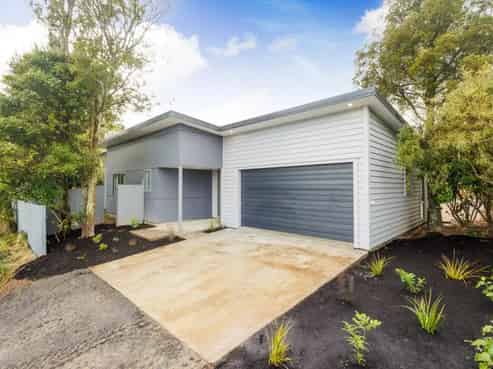 5A Aokautere Drive, Fitzherbert