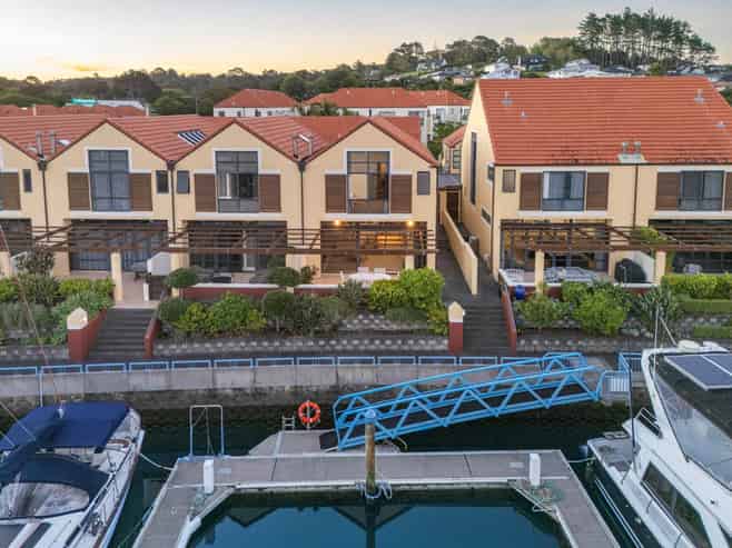 97 Waterside Crescent, Gulf Harbour