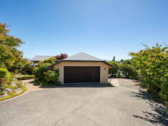7 Highfield Grove, Richmond