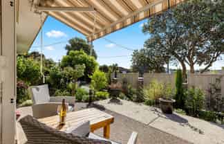 1/42 Bay Street, Red Beach