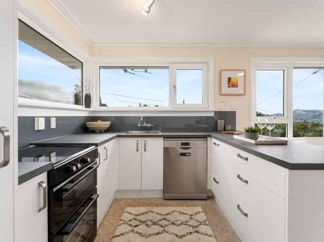 9 Honeystone Street, Helensburgh