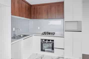 553f Massey Road, Mangere